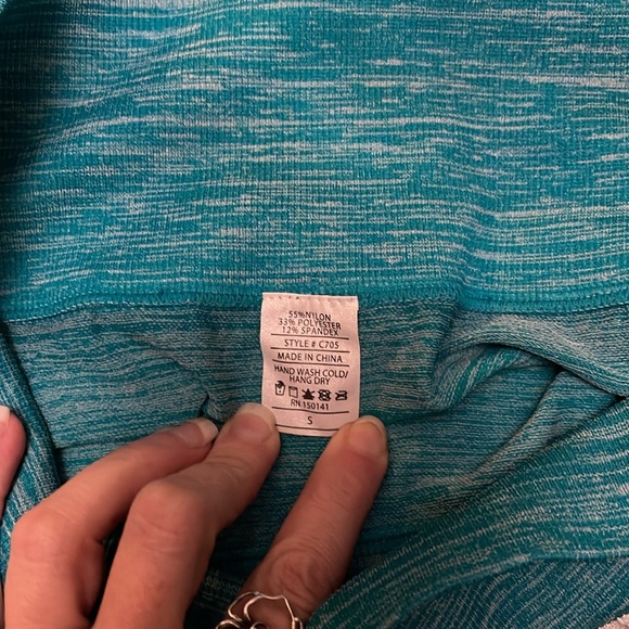 Teal space dye capri leggings - Picture 3 of 3